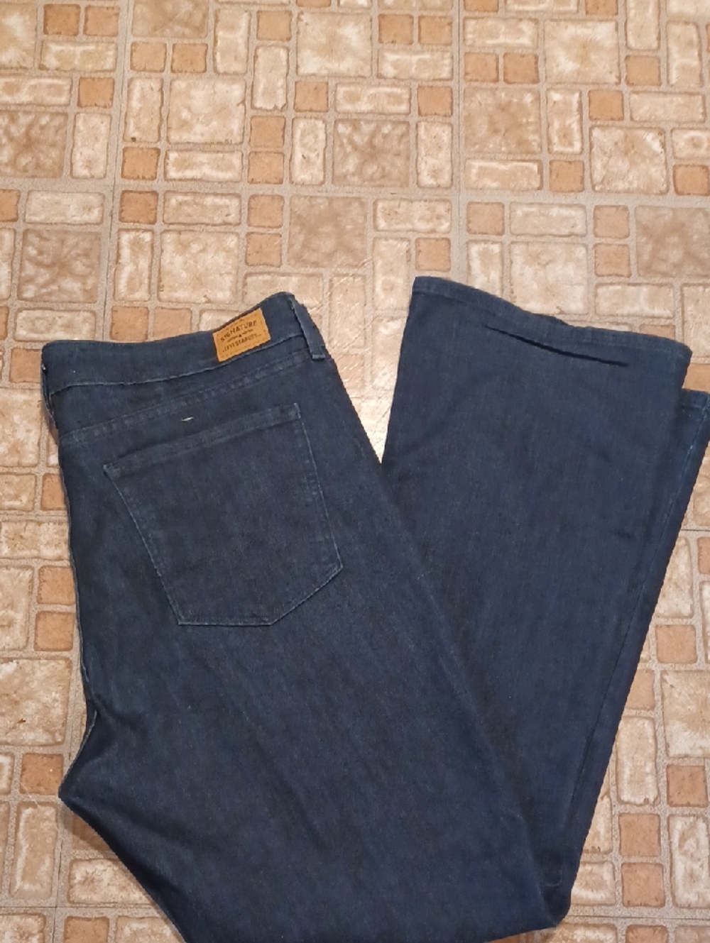 Signature by Levi Strauss Dark Indigo Denim Jeans with Leather Patch